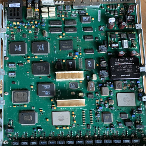 北蔡镇线路板回收 PCB板回收 各种边角料回收
